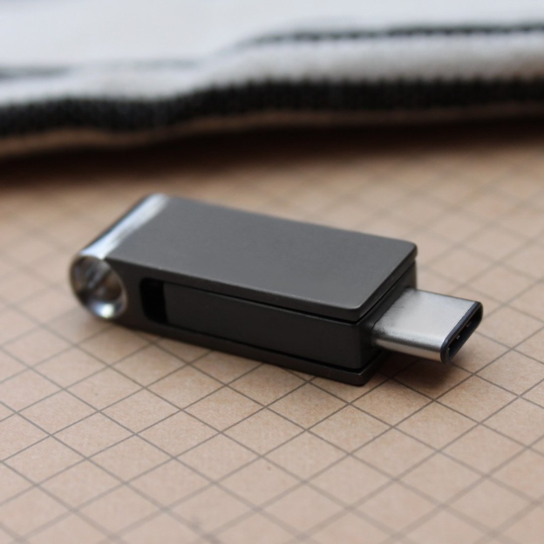高速双用OTG随身碟 - 64GB - U盘 - 其他金属 灰色