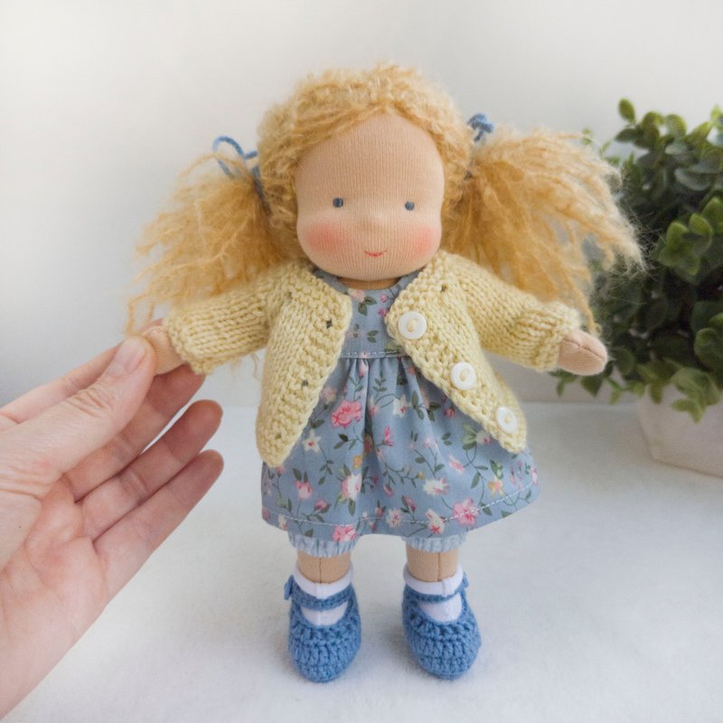 订制 Waldorf 娃娃，高约 7 英寸（18 厘米）。 - 玩具/玩偶 - 环保材料 