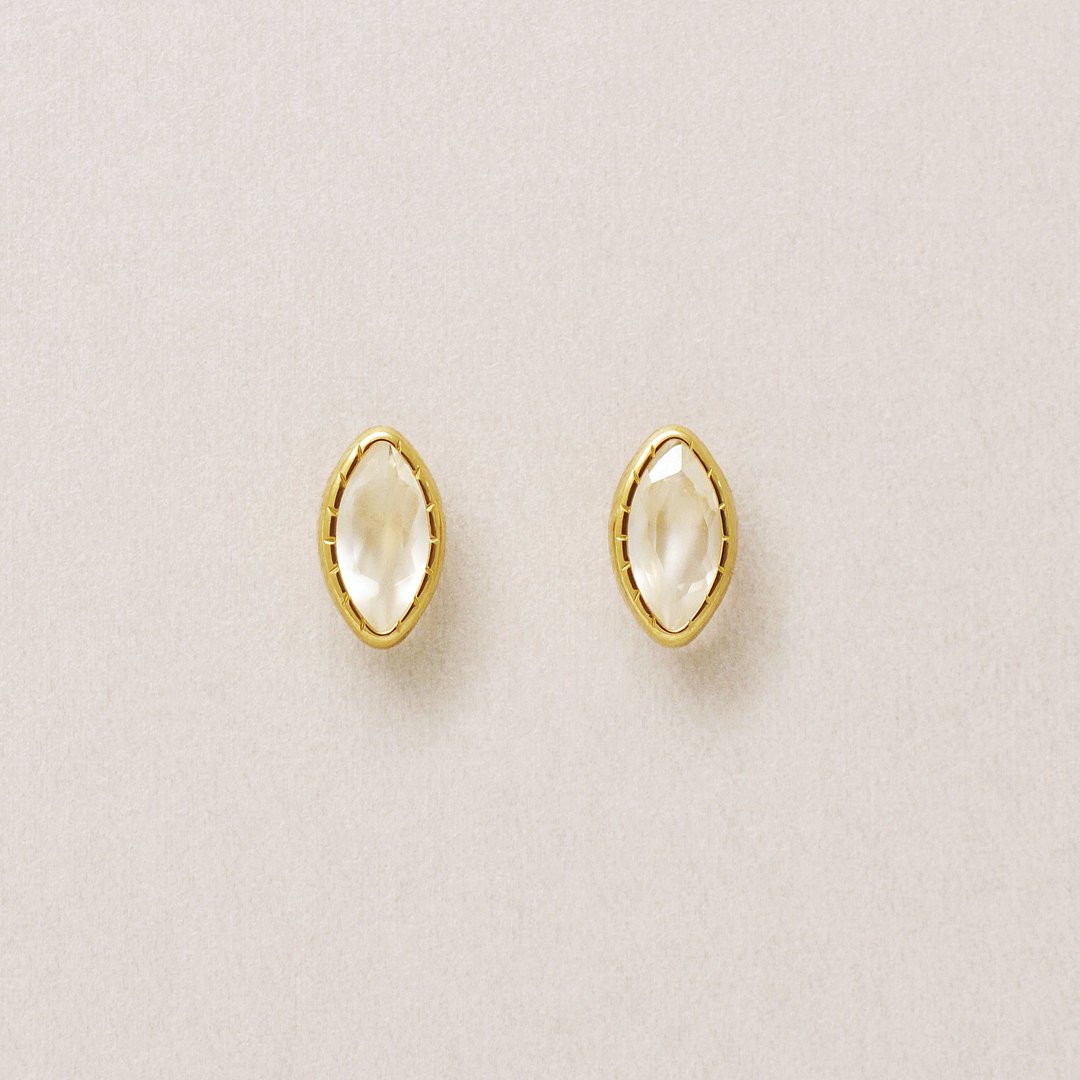【Second Earrings】 18K 月光石榄尖形切割耳环 (黄金) - 耳环/耳夹 - 贵金属 
