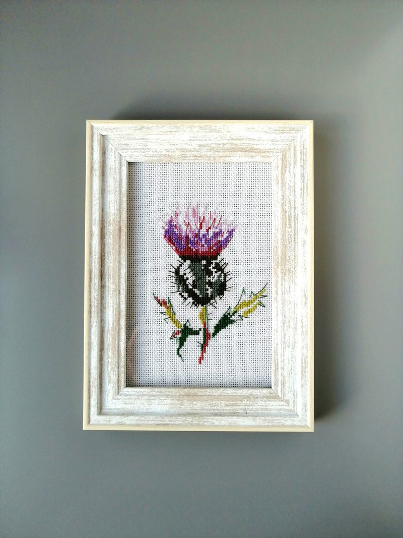 Thistle Flower Wall Art, Embroidery Hoop, Finished Fiber Art, Wall Décor - 墙贴/壁贴 - 亚麻 紫色