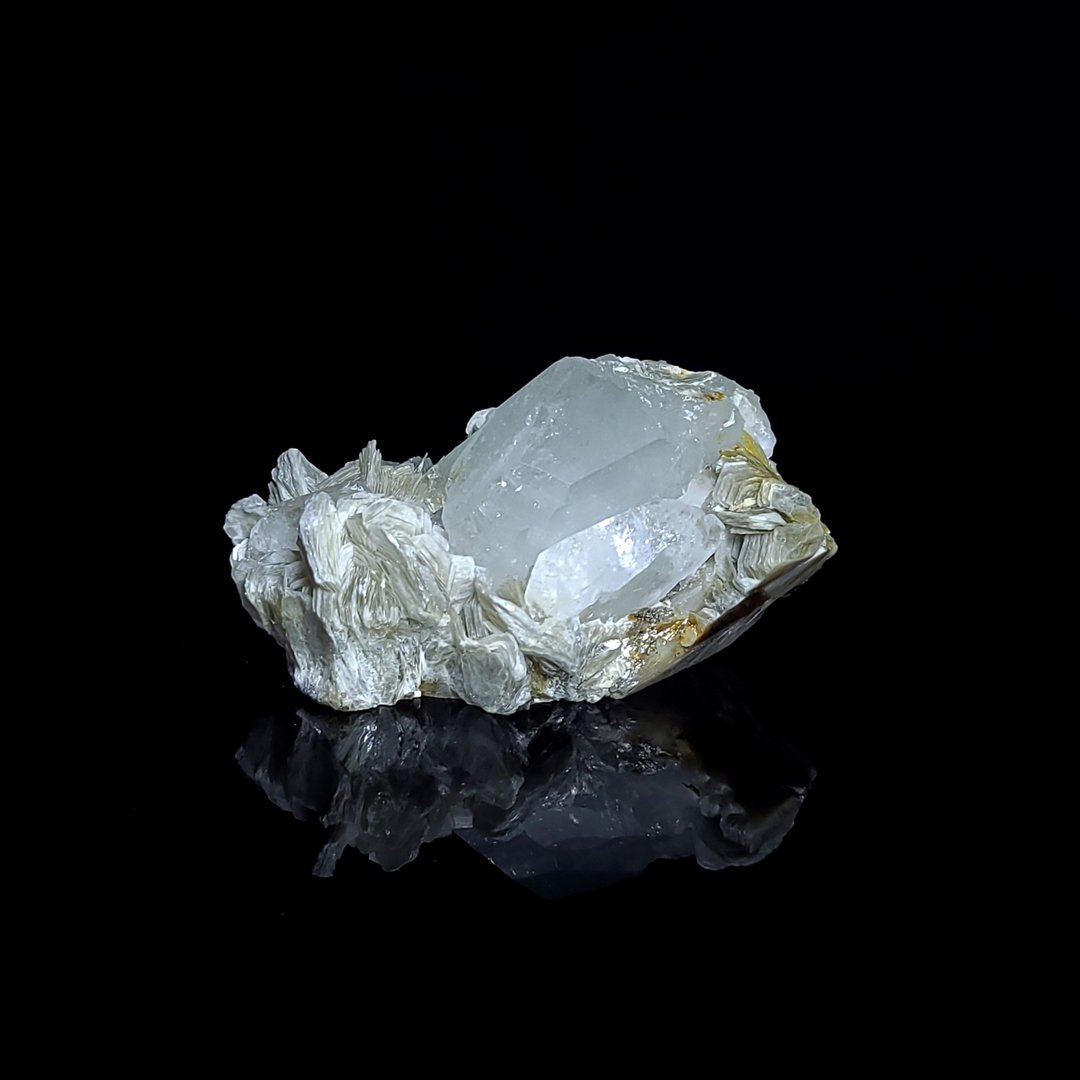 【海蓝宝云母片共生矿】 - 852 - 其他 - 水晶 黑色