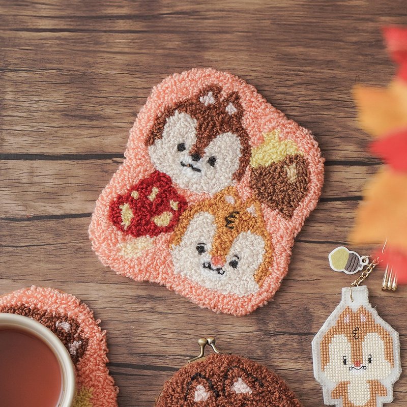 【奇奇蒂蒂】迪士尼 戳戳绣杯垫DIY材料包 俄罗斯绣 | Xiu Crafts - 编织/刺绣/羊毛毡/裁缝 - 绣线 绿色