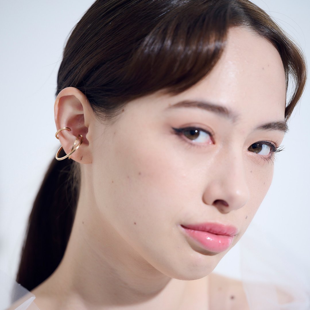 /for RIGHT EAR/ 14kgf Random Triplet ear cuff / 1 piece - 耳环/耳夹 - 宝石 金色