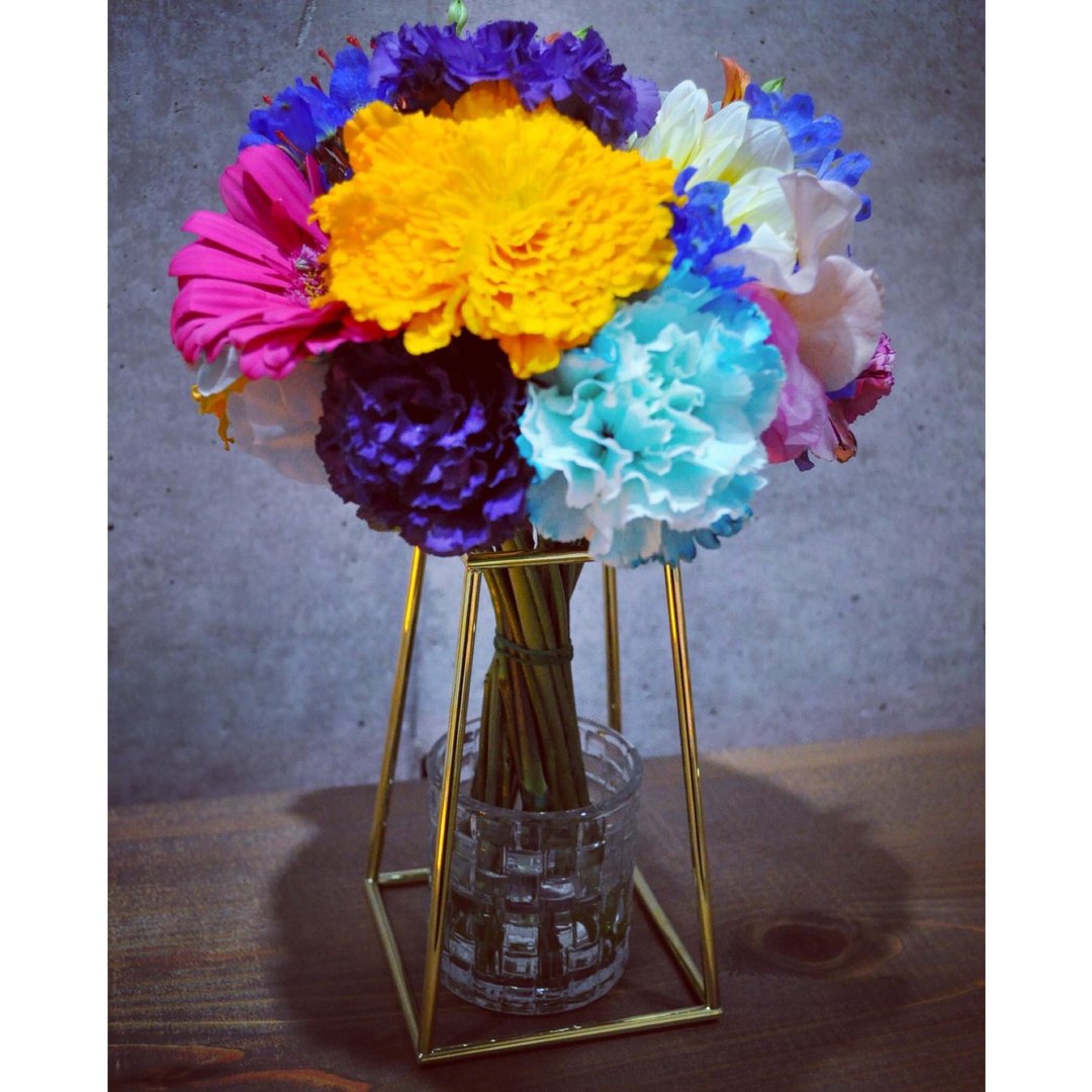 Tabletop Brass Vase Square - 花瓶/陶器 - 铜/黄铜 金色