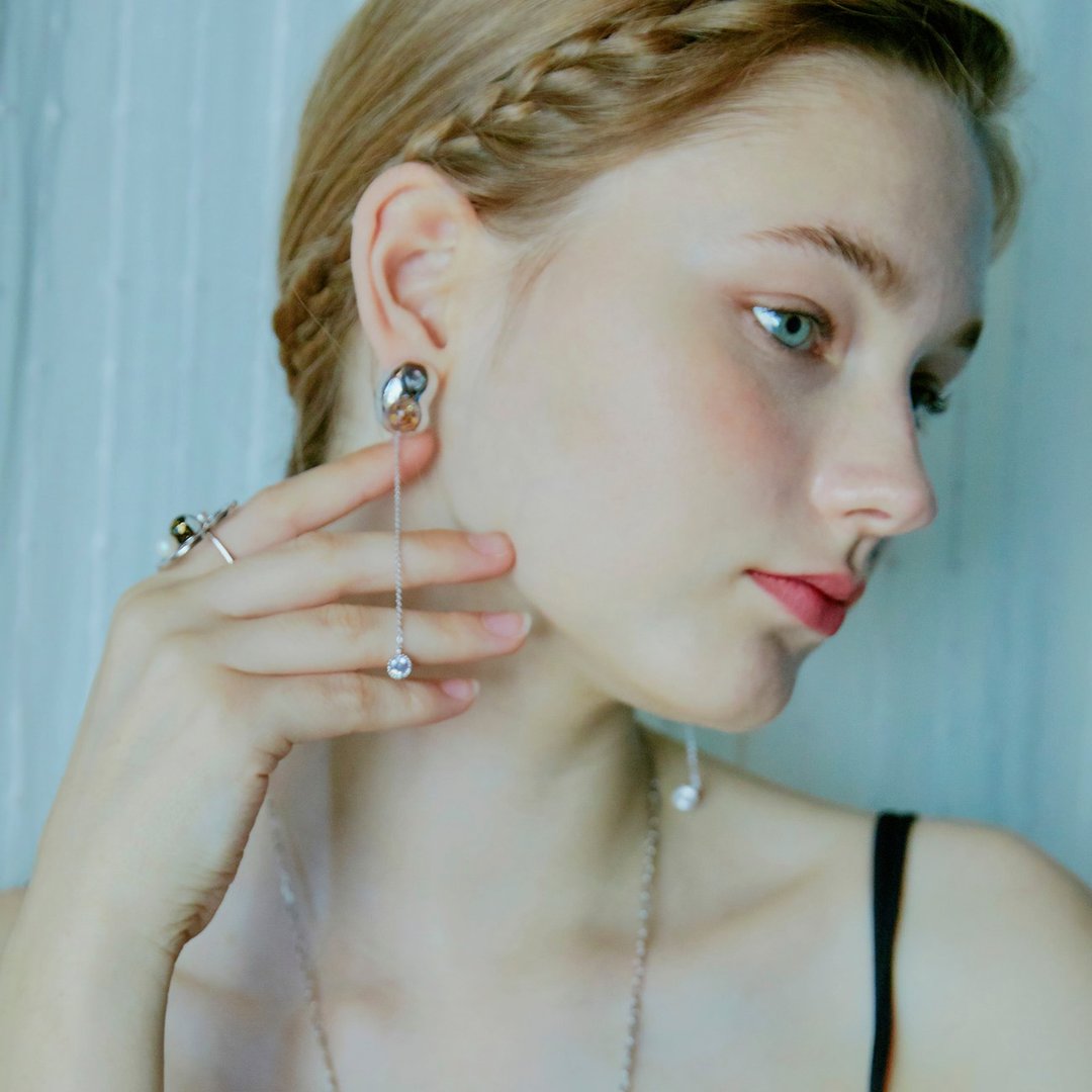 Palette Snowball Earrings 2 - 耳环/耳夹 - 玻璃 