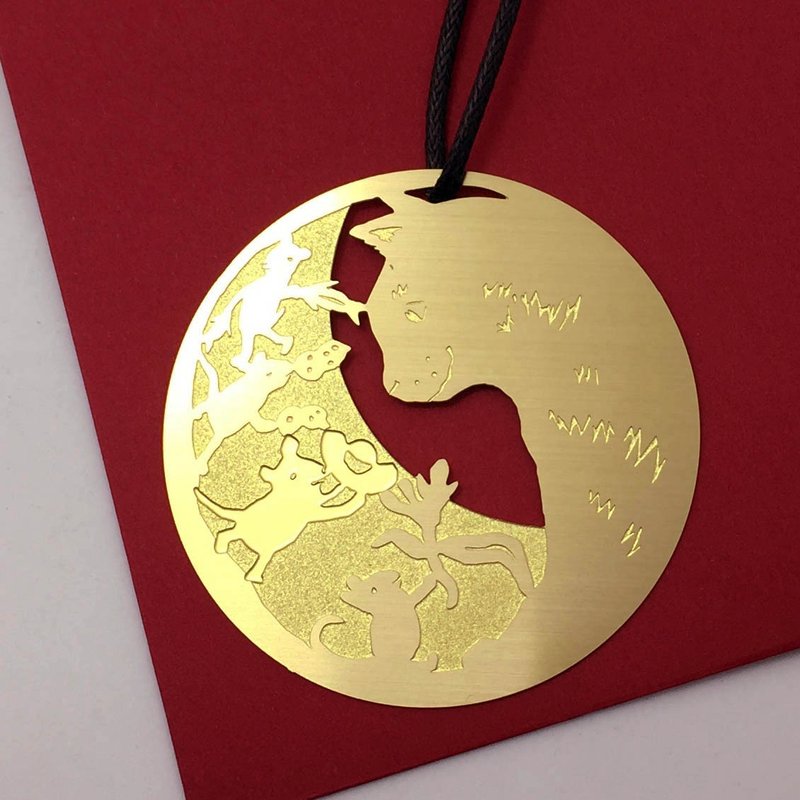 虎斑猫迎鼠来宝-挂饰/书签/招财小红包-金 - 红包/春联 - 铜/黄铜 金色