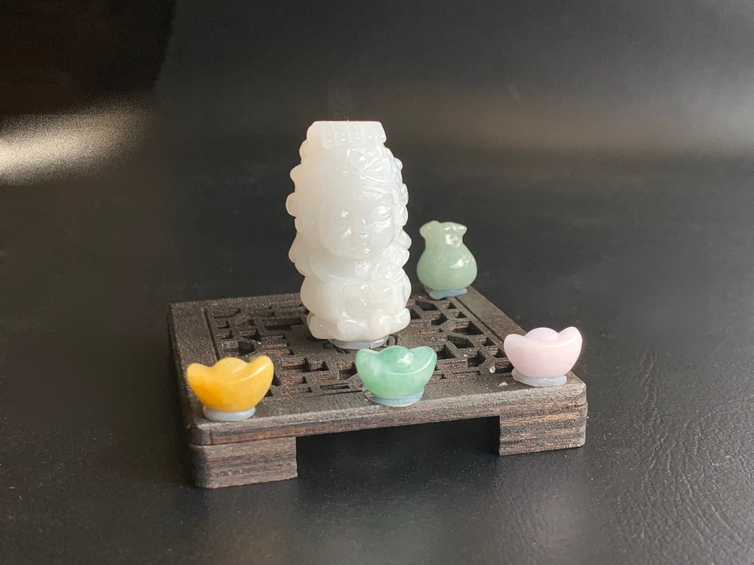 天然 A 货缅甸玉翡翠 Q 版妈祖娘娘桌上型小摆件 天上圣母 - 摆饰 - 玉石 多色