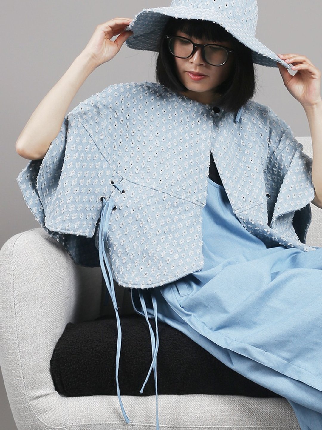 织布云麻麻原创牛仔披肩夏季配裙子女外搭小斗篷高级感洞洞网Y26 - 围巾/披肩 - 棉 多色