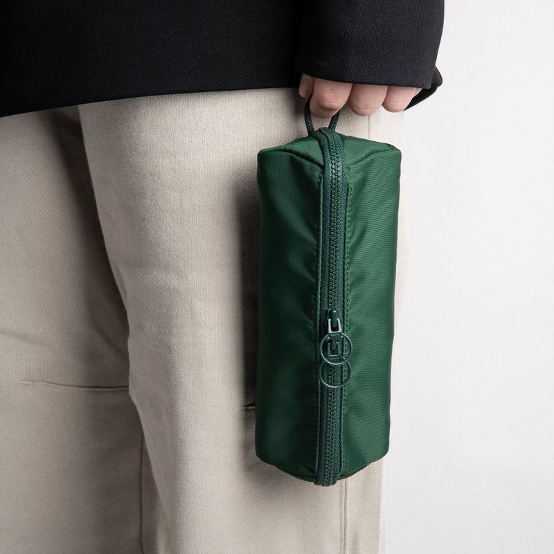 Pouch+ 防泼水收纳笔袋 复古纯色 大开口 大容量 墨绿 - 铅笔盒/笔袋 - 尼龙 