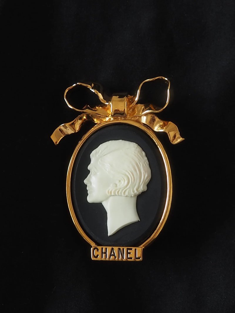 CHANEL COCO 卡美欧胸针 复古风 金色 黑色 米白 vintage - 胸针 - 其他金属 金色