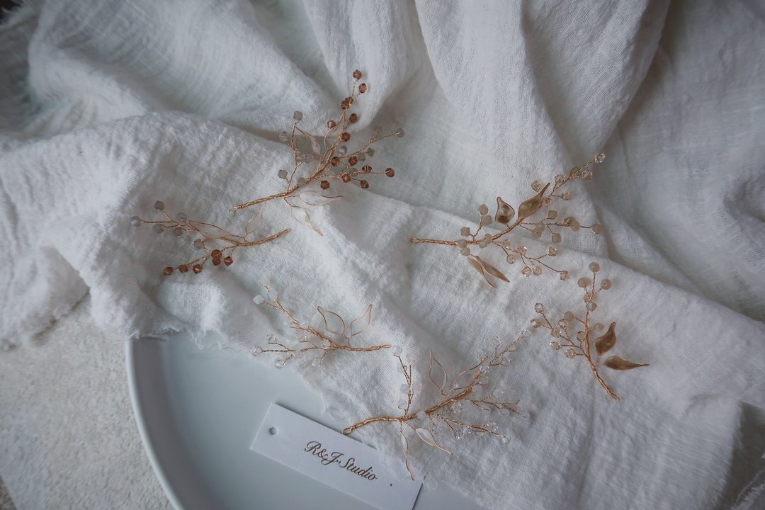 水晶小叶 -两件组手作水晶花树脂饰品 新娘头饰/伴娘配饰 - 发饰 - 树脂 多色