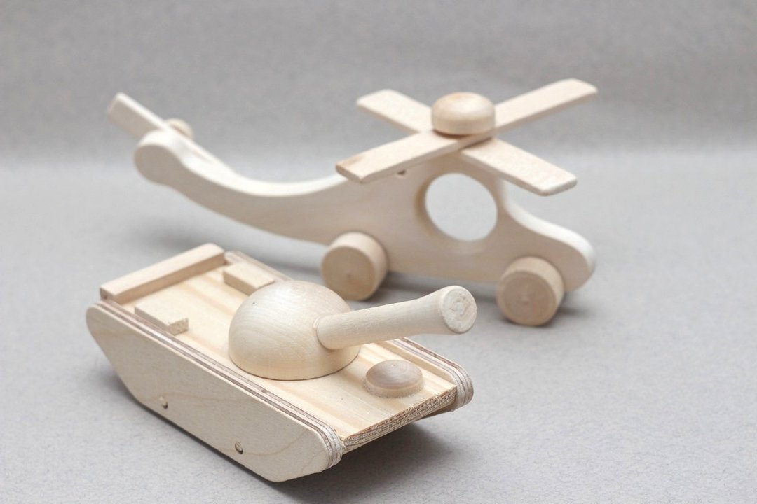 Set of 2 Wooden Toys | Wooden toy Helocopter | Wooden toy tank - 木工/竹艺/纸艺 - 木头 白色