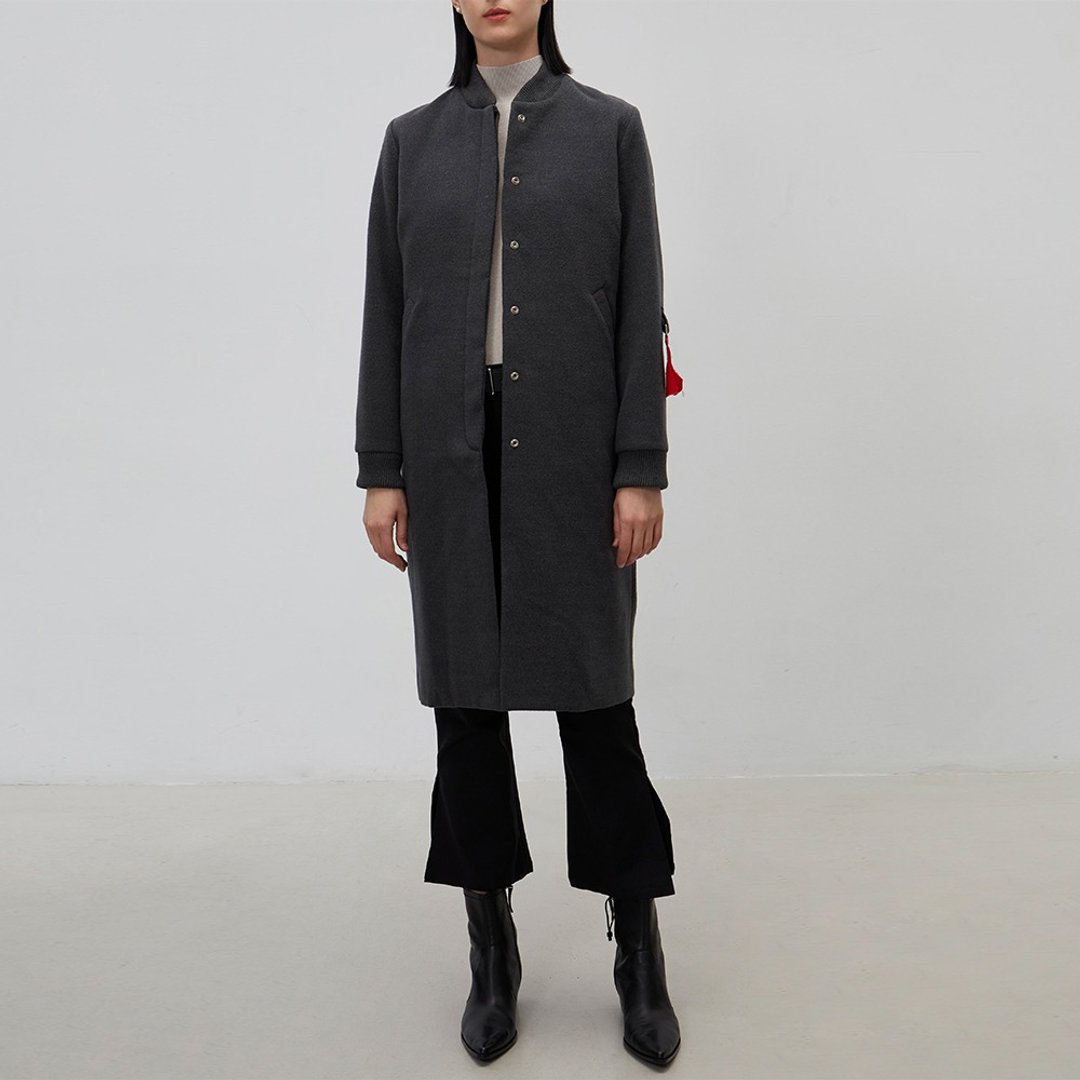 WHO CARES贴布绣长版毛呢外套(深灰)│Who Cares 台湾服饰品牌 - 女装休闲/机能外套 - 棉 灰色