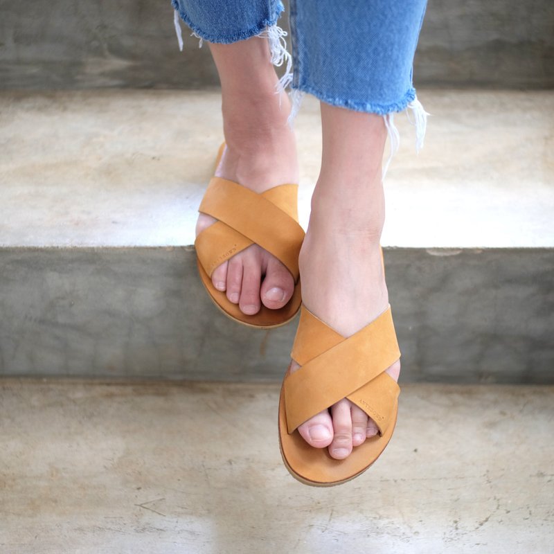 Nubuck leather Cross Sandal Beige / AB001 - 女款休闲鞋 - 真皮 咖啡色