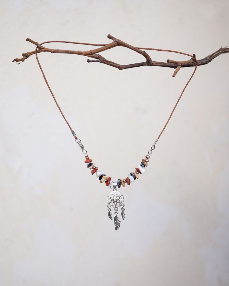 玛雅图腾纯银颈链，天然碧玉，菱镁矿，黑曜石，捕梦网 - 项链 - 宝石 多色