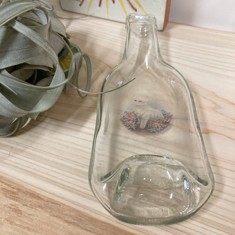 限量款 有猫就给赞 手绘烫印猫咪图酒瓶盘 收纳盘 餐食盘小碟 - 盘子/餐盘/盘架 - 玻璃 