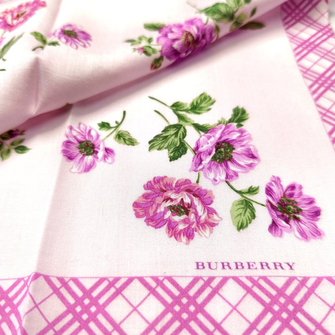 Burberry 复古手帕 牡丹花浅粉色 19.5 x 19.5 英寸 - 手帕/方巾 - 棉 粉红色