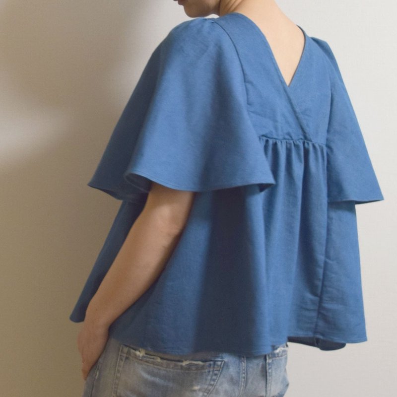 浅色牛仔布可两穿蝴蝶袖式开襟衬衫 接单制作 - 女装衬衫 - 棉．麻 蓝色