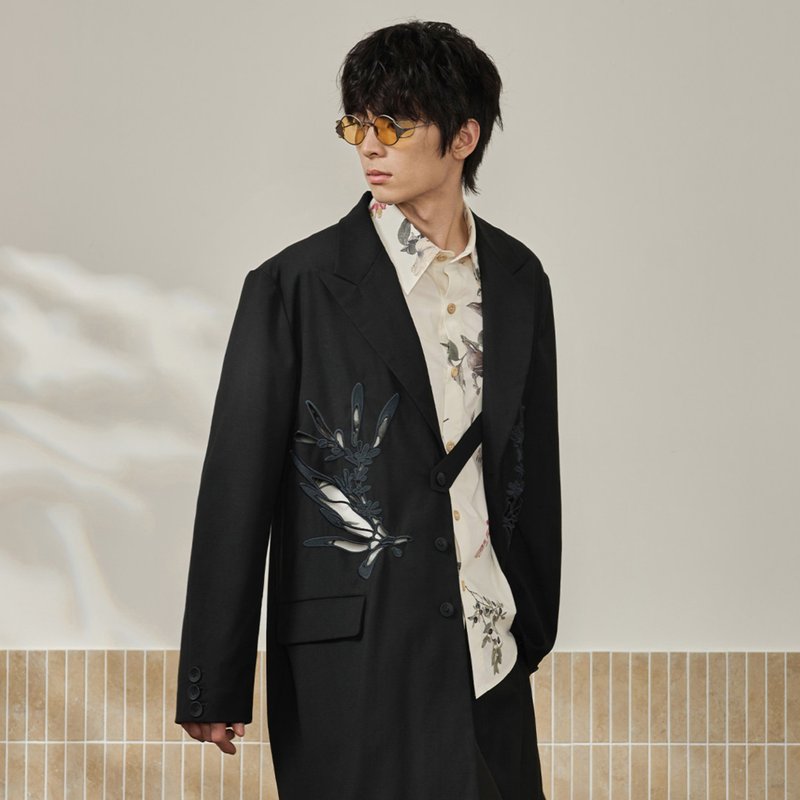 【迷迭香】森系复古 100%精纺羊毛花卉镂空刺绣大衣 - 男装外套 - 羊毛 黑色