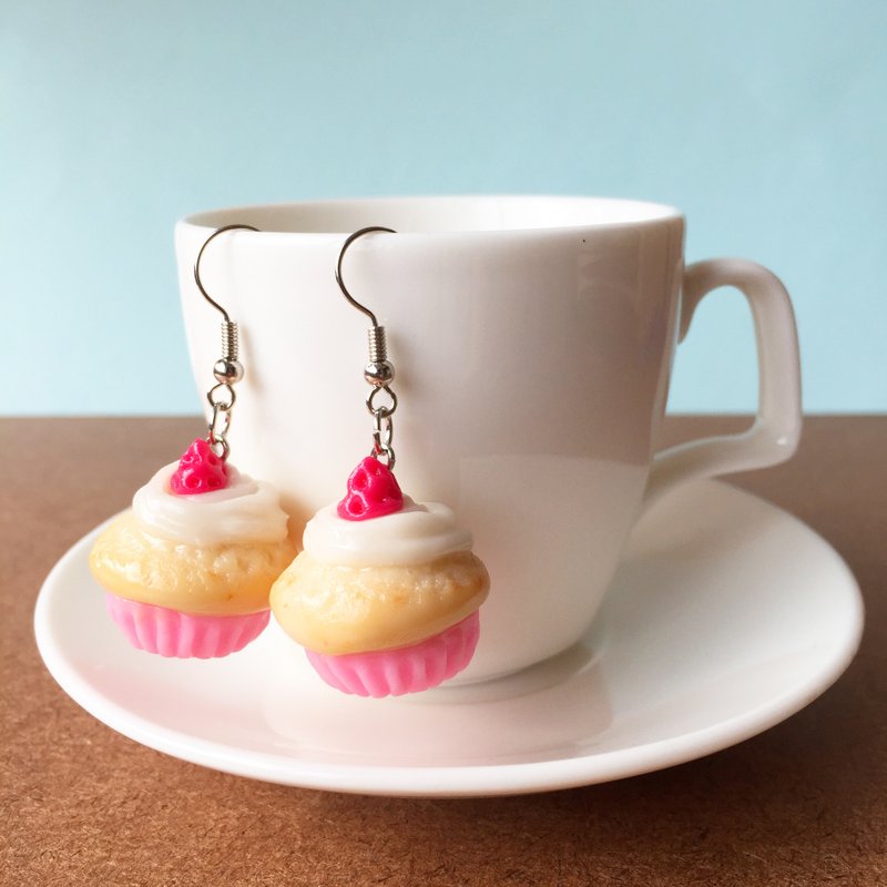 Cupcake earring aa - 耳环/耳夹 - 粘土 粉红色