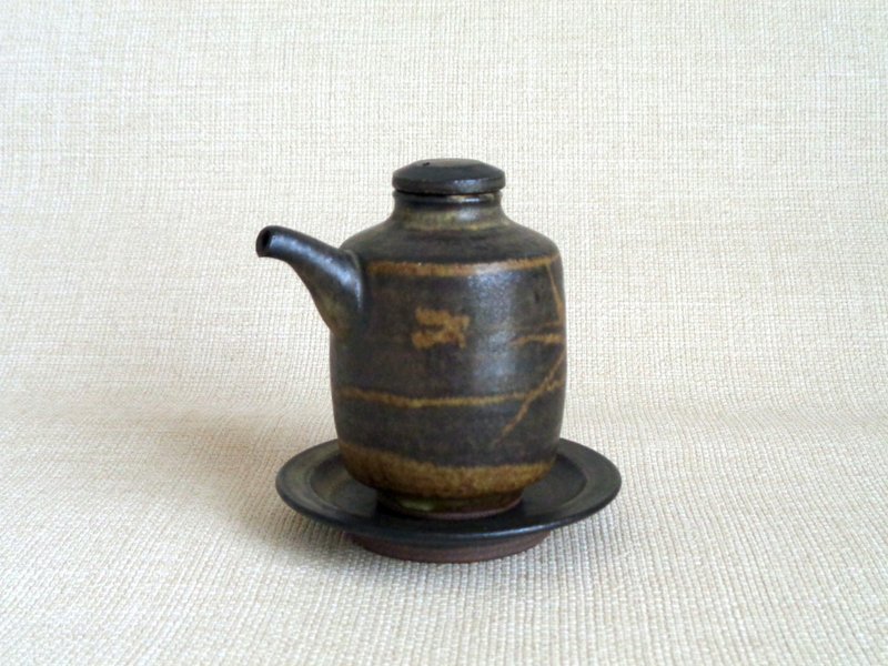 注器 镂空雕花草纹a - 茶具/茶杯 - 陶 黑色