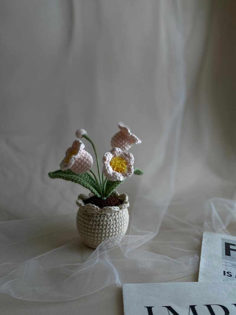 ZHII studio 手工盆花礼盒 - 铃兰花 针织花盆 - 干燥花/捧花 - 棉．麻 白色