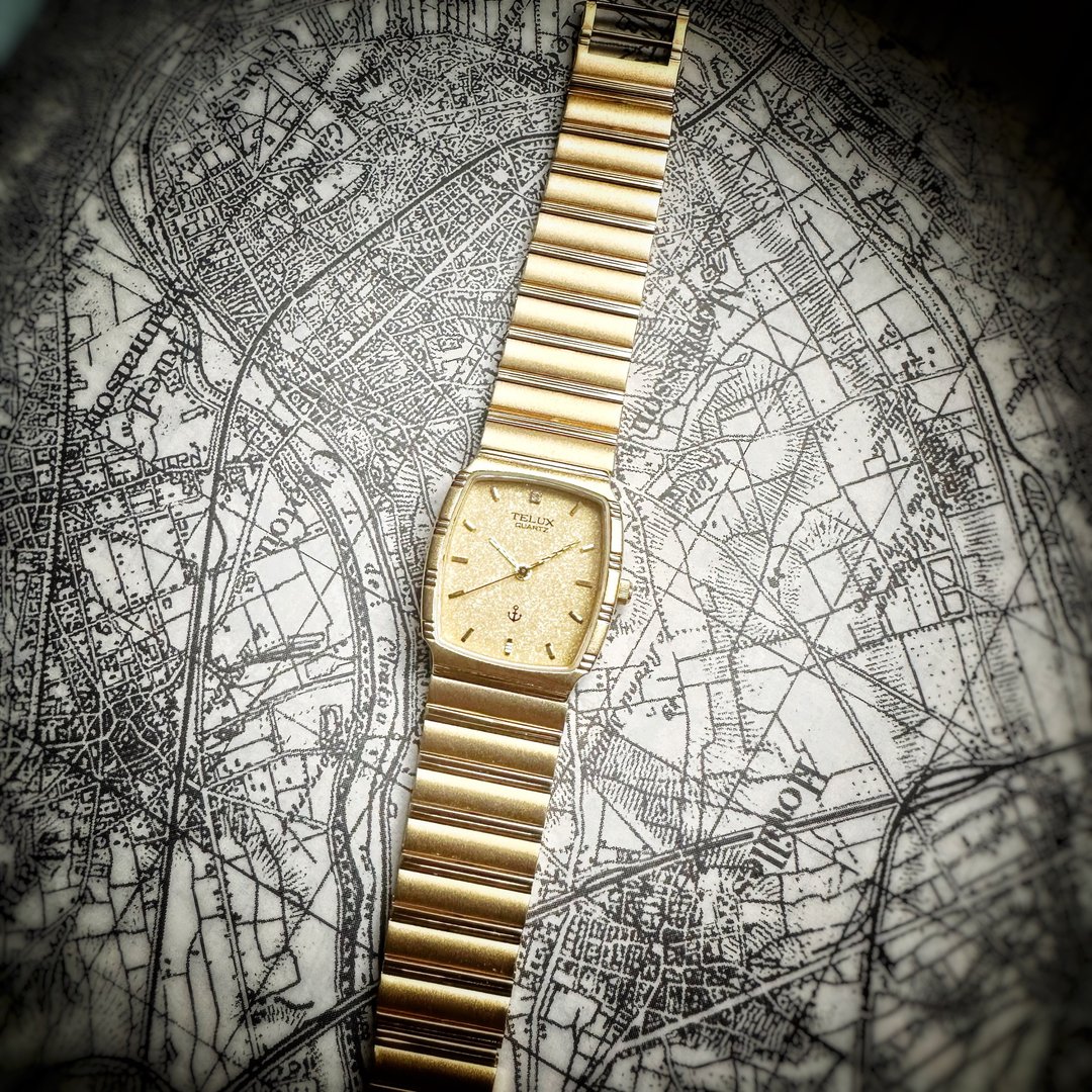 90年代 早期日本TELUX石英表 silver W - 女表 - 不锈钢 金色
