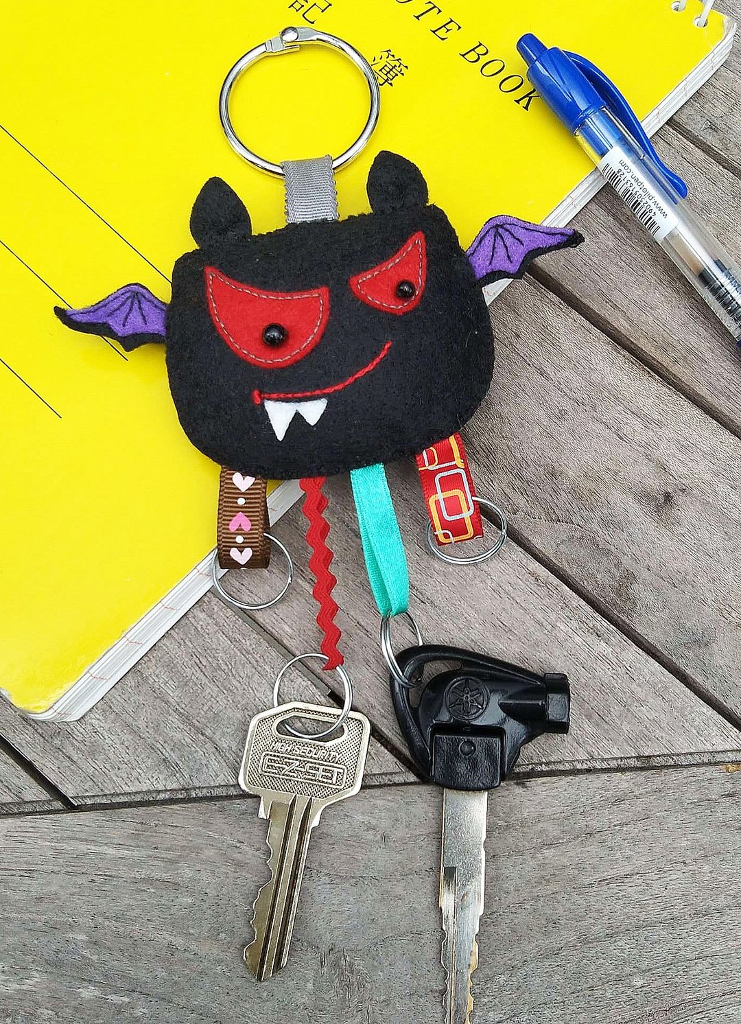 Key Holder 钥匙圈 - 邪恶蝙蝠 - 钥匙链/钥匙包 - 其他人造纤维 黑色