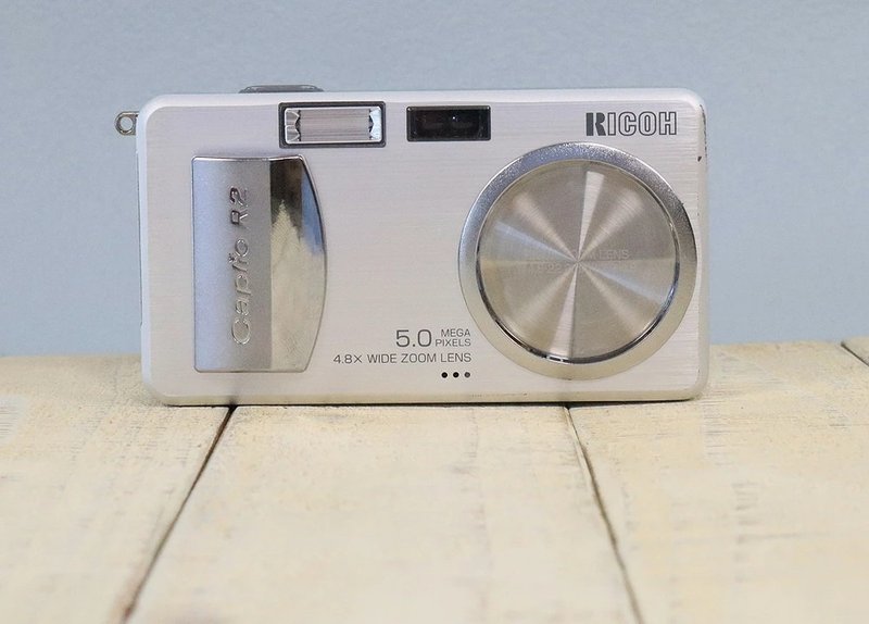 【特价】【包邮】【功能完好】RICOH Caplio R2 复古数位相机 - 相机 - 其他金属 银色