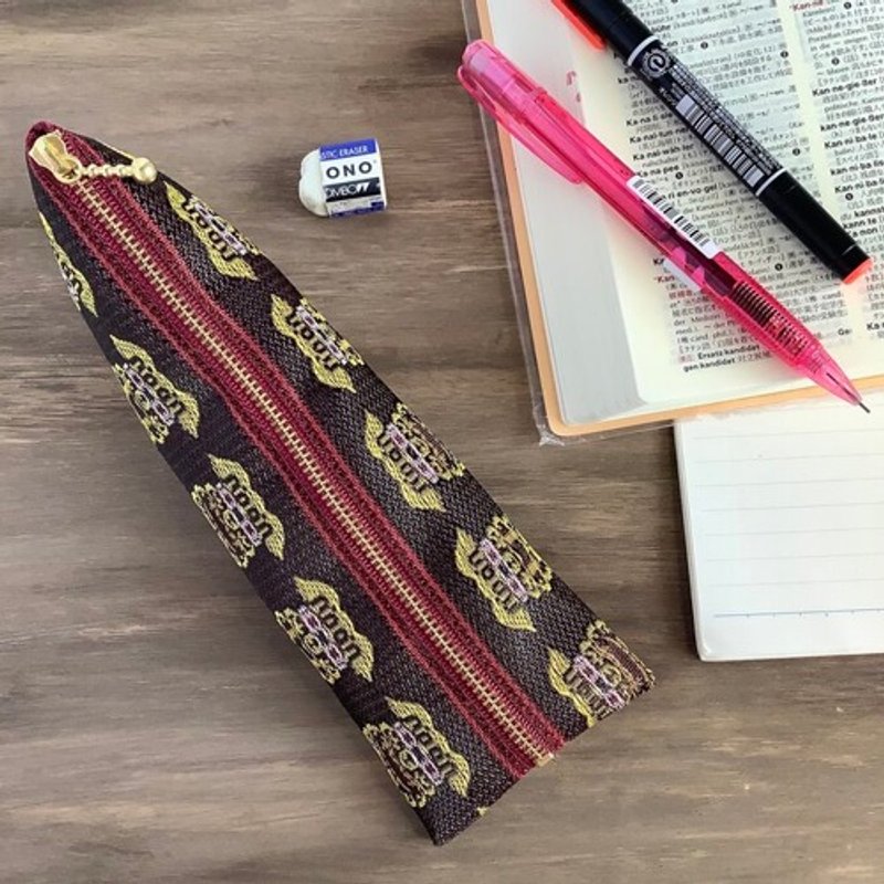 【Shisa狮子】榻榻米边饰 四面锥形笔袋 狮子 冲绳 - 铅笔盒/笔袋 - 其他材质 紫色