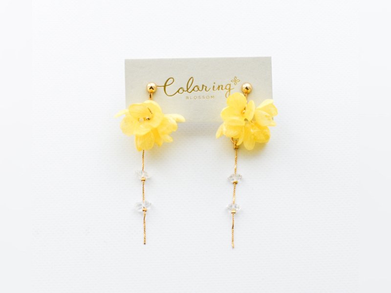 真绣球花　黄色花束耳环 - 耳环/耳夹 - 其他材质 黄色