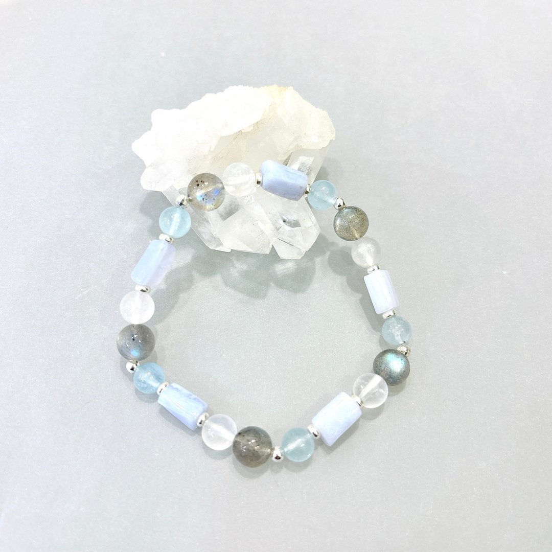 Ops Blue Lace Agate bracelet-蓝纹玛瑙/银/疗愈/月光石/拉长石 - 手链/手环 - 宝石 蓝色