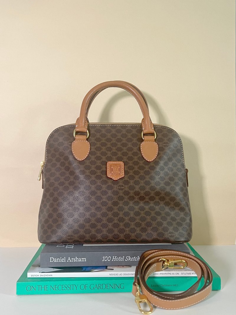 Celine中古凯旋门啡色皮革贝壳包手提斜背包 原装肩带日本Vintage - 侧背包/斜挎包 - 真皮 咖啡色
