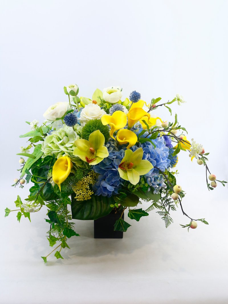 黄海芋蓝绣球端景花礼 包邮专人配送限双北市 其余地区需补运费 - 植栽/盆栽 - 其他材质 绿色