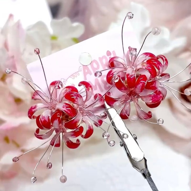 红色渐层彼岸花 贴耳式 耳夹 耳针 - 耳环/耳夹 - 树脂 红色