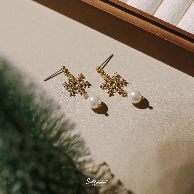 雪花铜片珍珠耳环 圣诞节礼物 圣诞节 - 耳环/耳夹 - 铜/黄铜 橘色