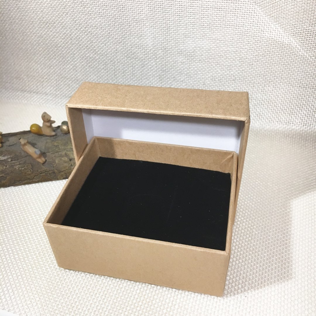 加价购礼盒包装 - 耳环/耳夹 - 纸 卡其色