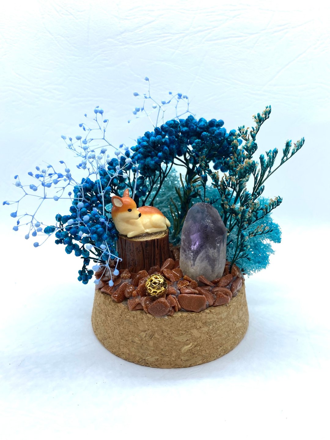 手工玻璃罩公仔/水晶/干燥花摆设-梦幻树林。小鹿与幻影紫水晶 - 摆饰 - 水晶 