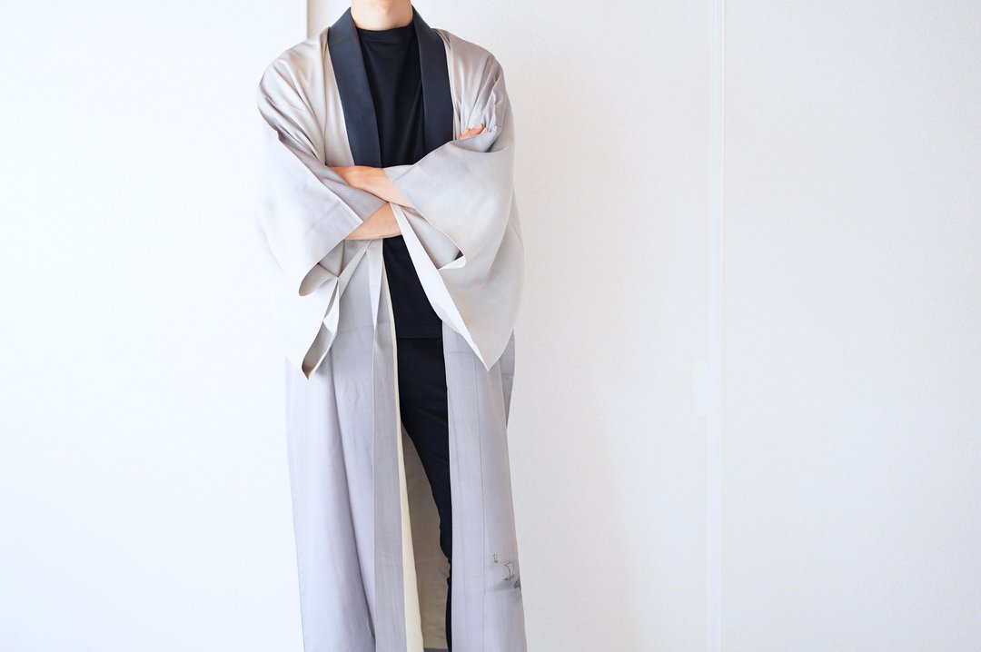 RARE/ mountain kimono, kimono robe men, mens Juban, mens long kimono /4746 - 男装外套 - 丝．绢 灰色