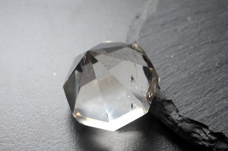 白水晶钻型 矿石/水晶/灵修/开运/招财/破煞/防小人 - 摆饰 - 水晶 