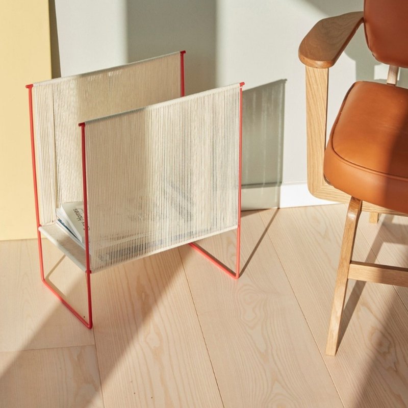 【Hübsch】－021320 红色金属异材质细绳杂志架 收纳架 - 书架/书挡 - 其他金属 红色