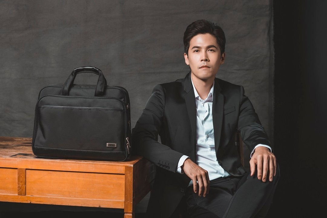 BritishVOGUE x U2Bags 勤务公文包 电脑包 上班包 YKK拉链优化 - 公文包/医生包 - 尼龙 黑色
