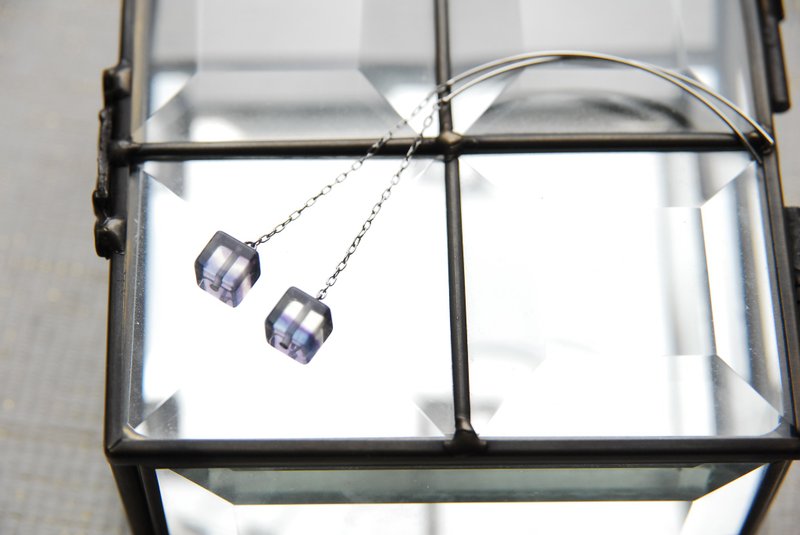 Mongolian Fluorite Cube American Earrings no.3 - 耳环/耳夹 - 半宝石 紫色