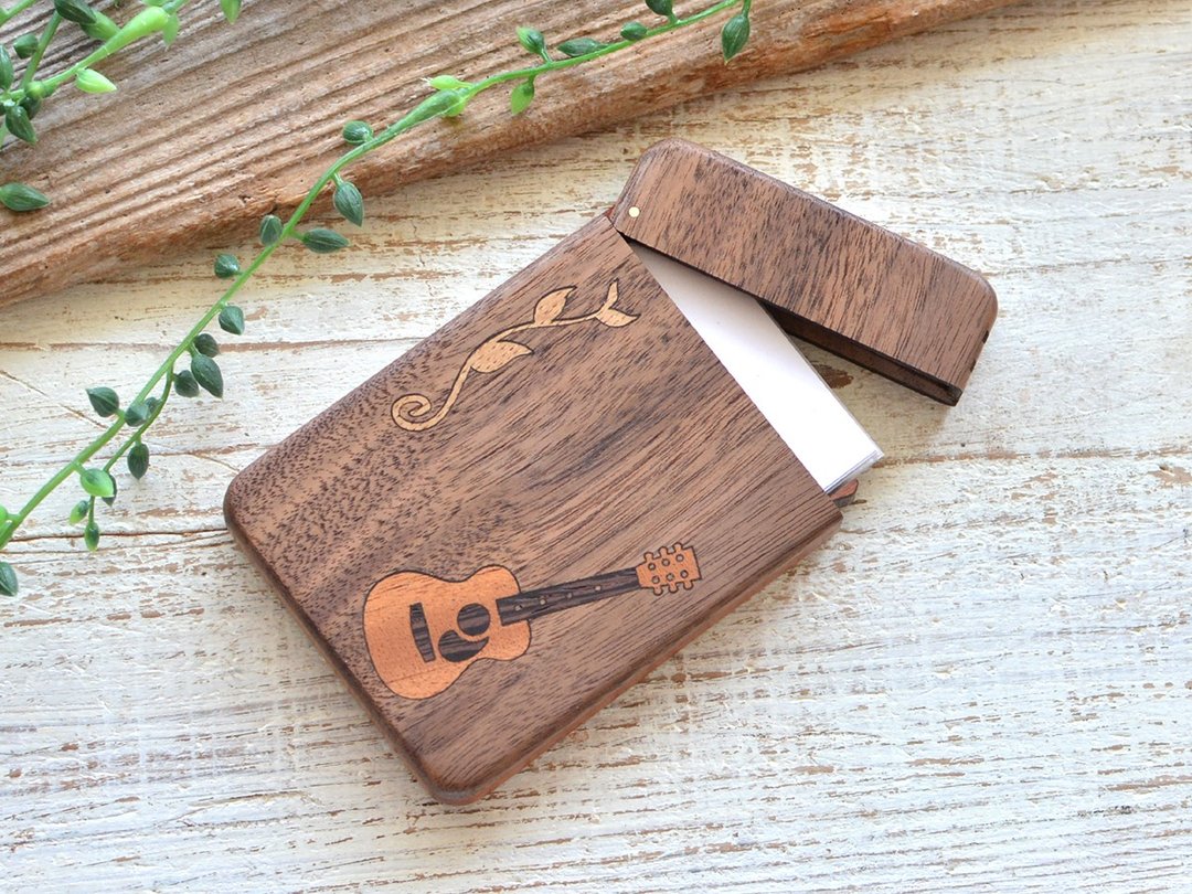 Wooden business card holder / walnut /guitar - 名片夹/名片盒 - 木头 咖啡色