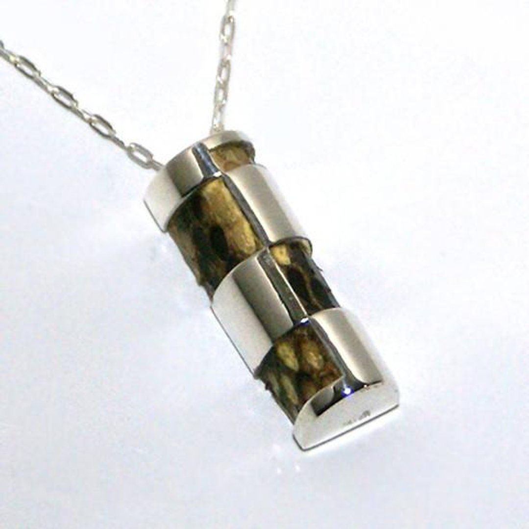 Baby python pendant - 项链 - 其他金属 银色