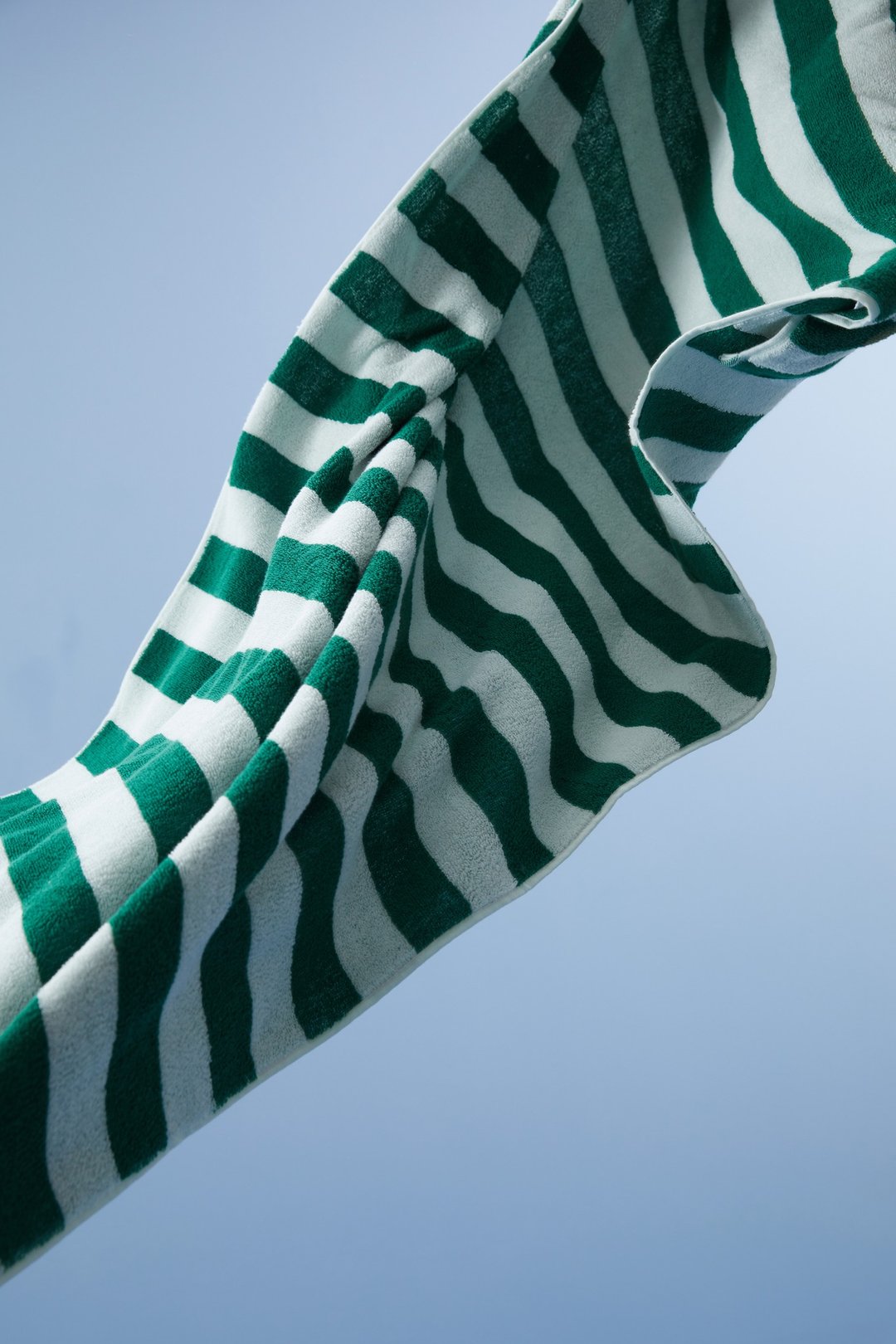 Beach Towel 沙灘巾 (綠白條紋) - 毛巾浴巾 - 棉．麻 绿色