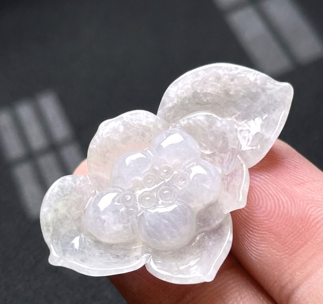 冰种翡翠巧雕莲花 |  裸石 | 天然缅甸玉A货翡翠 | 送礼 - 金工/饰品 - 玉石 透明