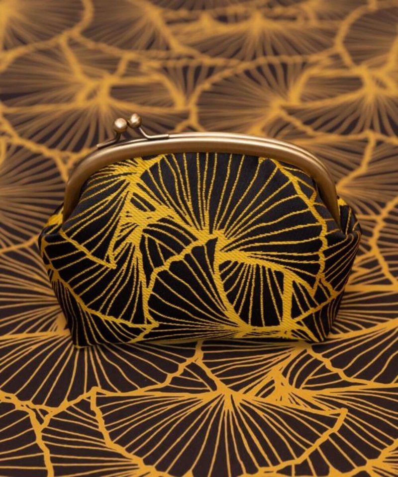 日式传统图腾万用口金包 - 化妆包/杂物包 - 棉．麻 