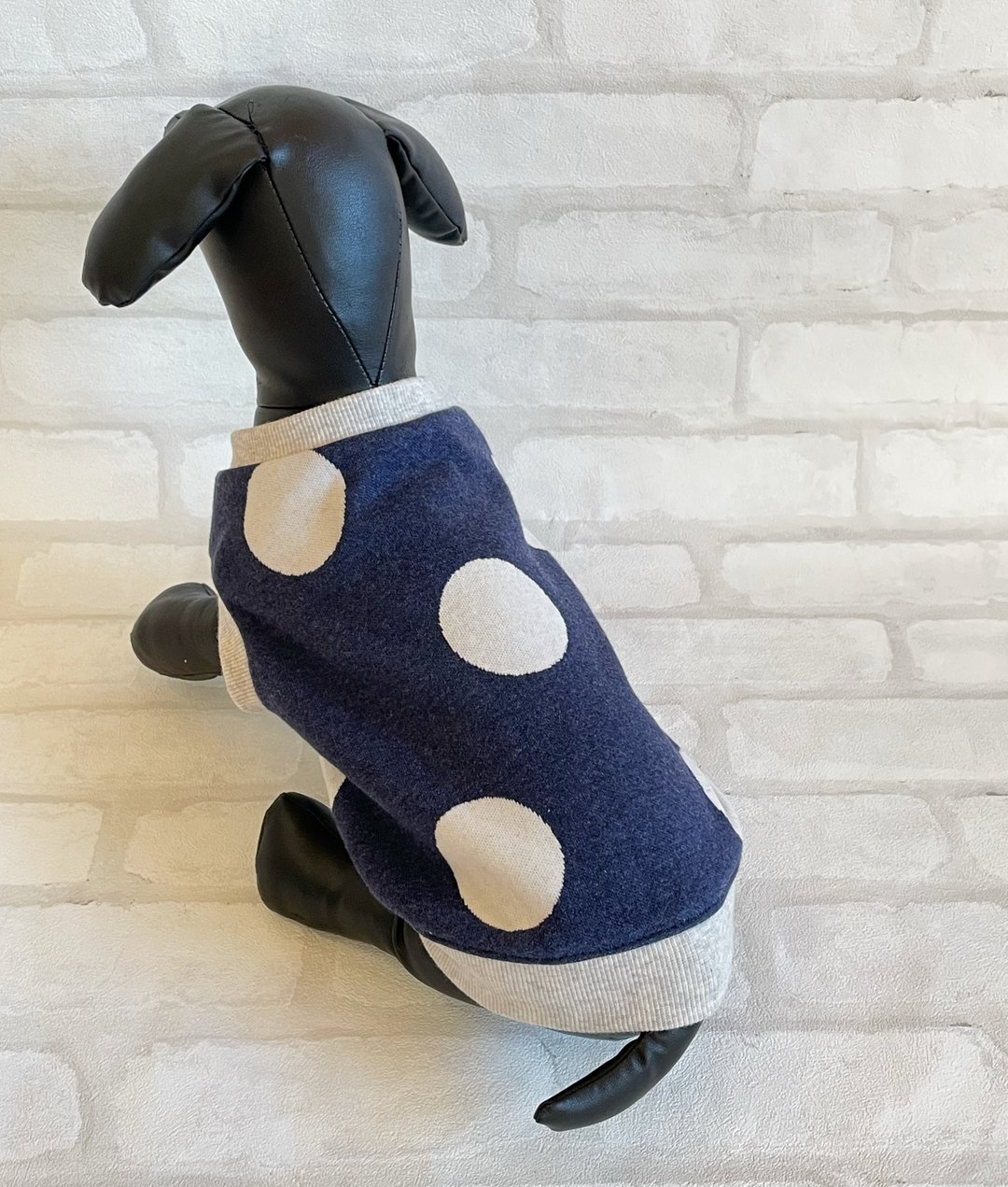 Warm Knit for Miniature Dachshund M Size Tank Top Type Random Dot Navy Dog Wear Long Type Pet Wear for Fall and Winter - 衣/帽 - 棉．麻 蓝色