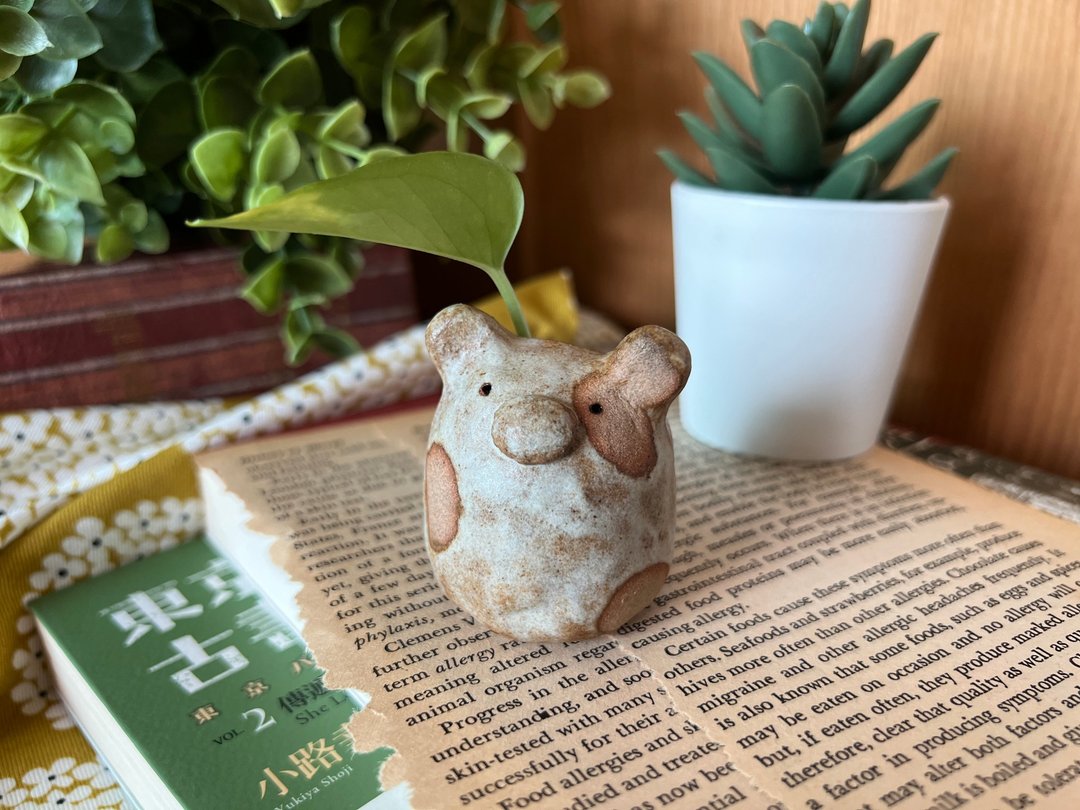 角落小陶偶－004斑点熊 - 摆饰 - 陶 卡其色
